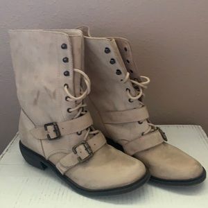 TROUVE LACE UP COMBAT BOOTS WITH BUCKLES, SIZE 6